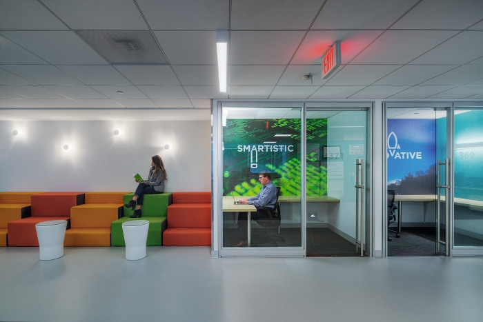 靈活開放的國際總部辦公室設計裝修圖-第6張圖片-上海古都建筑設計集團 靈活開放的國際總部辦公室設計裝修圖-第6張圖片-上海古都建筑設計集團