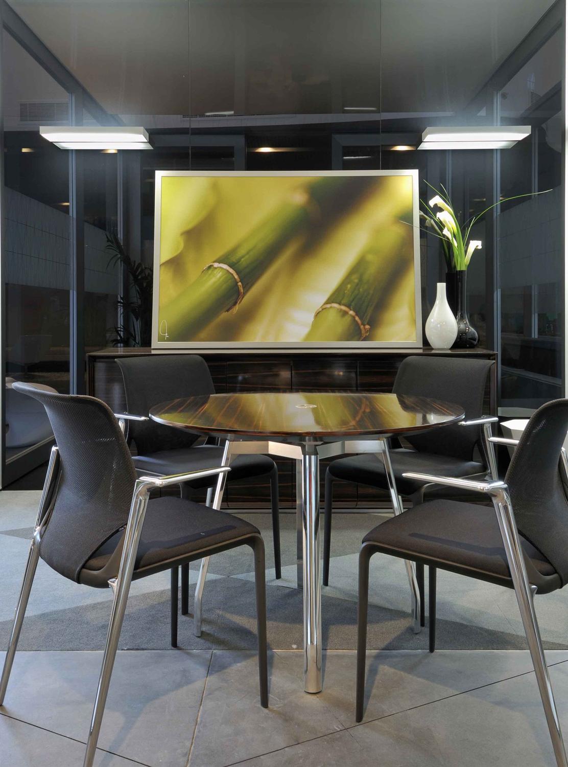 徐匯區(qū)300平辦公室裝修現(xiàn)代時(shí)尚風(fēng)格設(shè)計(jì)-第4張圖片-上海古都建筑設(shè)計(jì)集團(tuán) 徐匯區(qū)300平辦公室裝修現(xiàn)代時(shí)尚風(fēng)格設(shè)計(jì)-第4張圖片-上海古都建筑設(shè)計(jì)集團(tuán)