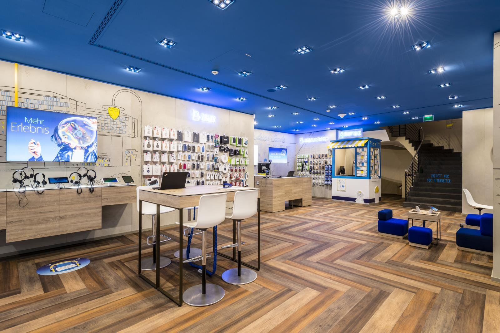 普陀區90平藍白色調手機營業廳辦公室裝修設計-第4張圖片-上海古都建筑設計集團 普陀區90平藍白色調手機營業廳辦公室裝修設計-第4張圖片-上海古都建筑設計集團