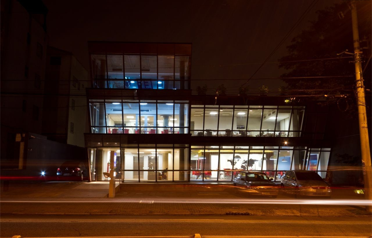 徐匯區(qū)200平公共辦公空間裝修設(shè)計(jì)-第7張圖片-上海古都建筑設(shè)計(jì)集團(tuán) 徐匯區(qū)200平公共辦公空間裝修設(shè)計(jì)-第7張圖片-上海古都建筑設(shè)計(jì)集團(tuán)