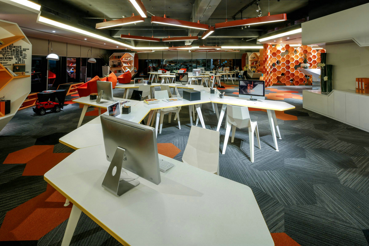 普陀區120平廣告公司辦公室裝修設計-第4張圖片-上海古都建筑設計集團 普陀區120平廣告公司辦公室裝修設計-第4張圖片-上海古都建筑設計集團