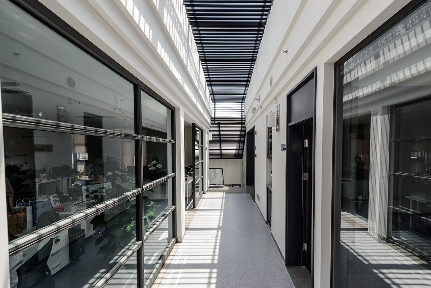 上海形態(tài)創(chuàng)意辦公室裝修設(shè)計-第4張圖片-上海古都建筑設(shè)計集團 上海形態(tài)創(chuàng)意辦公室裝修設(shè)計-第4張圖片-上海古都建筑設(shè)計集團