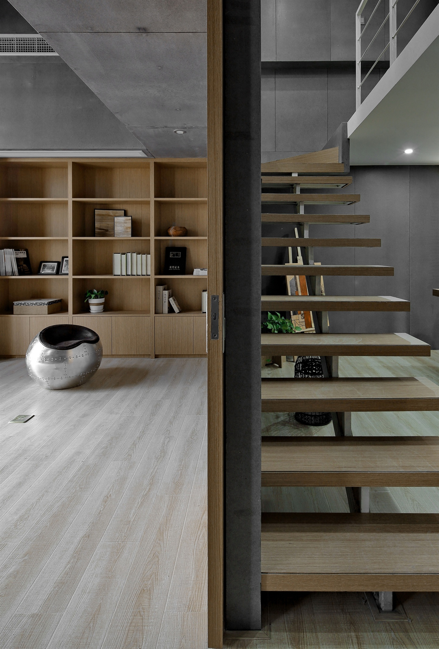 上海復(fù)式工業(yè)風(fēng)辦公室裝修設(shè)計-第12張圖片-上海古都建筑設(shè)計集團(tuán) 上海復(fù)式工業(yè)風(fēng)辦公室裝修設(shè)計-第12張圖片-上海古都建筑設(shè)計集團(tuán)