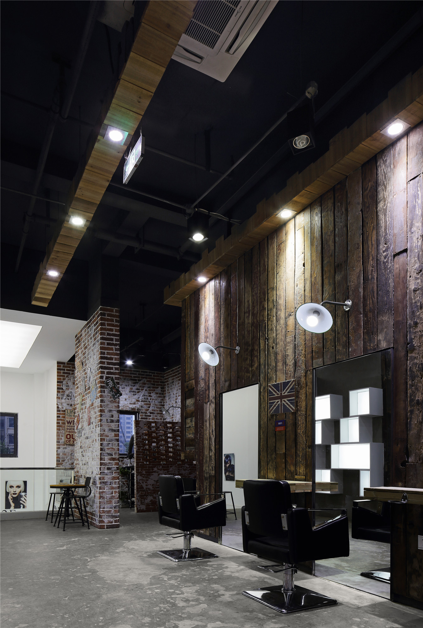 簡約理發店裝修設計效果圖-第5張圖片-上海古都建筑設計集團 簡約理發店裝修設計效果圖-第5張圖片-上海古都建筑設計集團