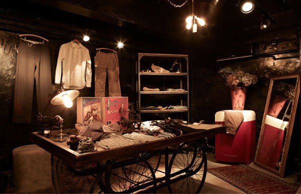 復(fù)古服裝店裝修設(shè)計(jì)效果圖-第4張圖片-上海古都建筑設(shè)計(jì)集團(tuán) 復(fù)古服裝店裝修設(shè)計(jì)效果圖-第4張圖片-上海古都建筑設(shè)計(jì)集團(tuán)