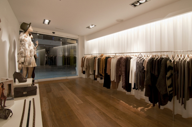 復(fù)古服裝店裝修設(shè)計(jì)效果圖-第5張圖片-上海古都建筑設(shè)計(jì)集團(tuán) 復(fù)古服裝店裝修設(shè)計(jì)效果圖-第5張圖片-上海古都建筑設(shè)計(jì)集團(tuán)