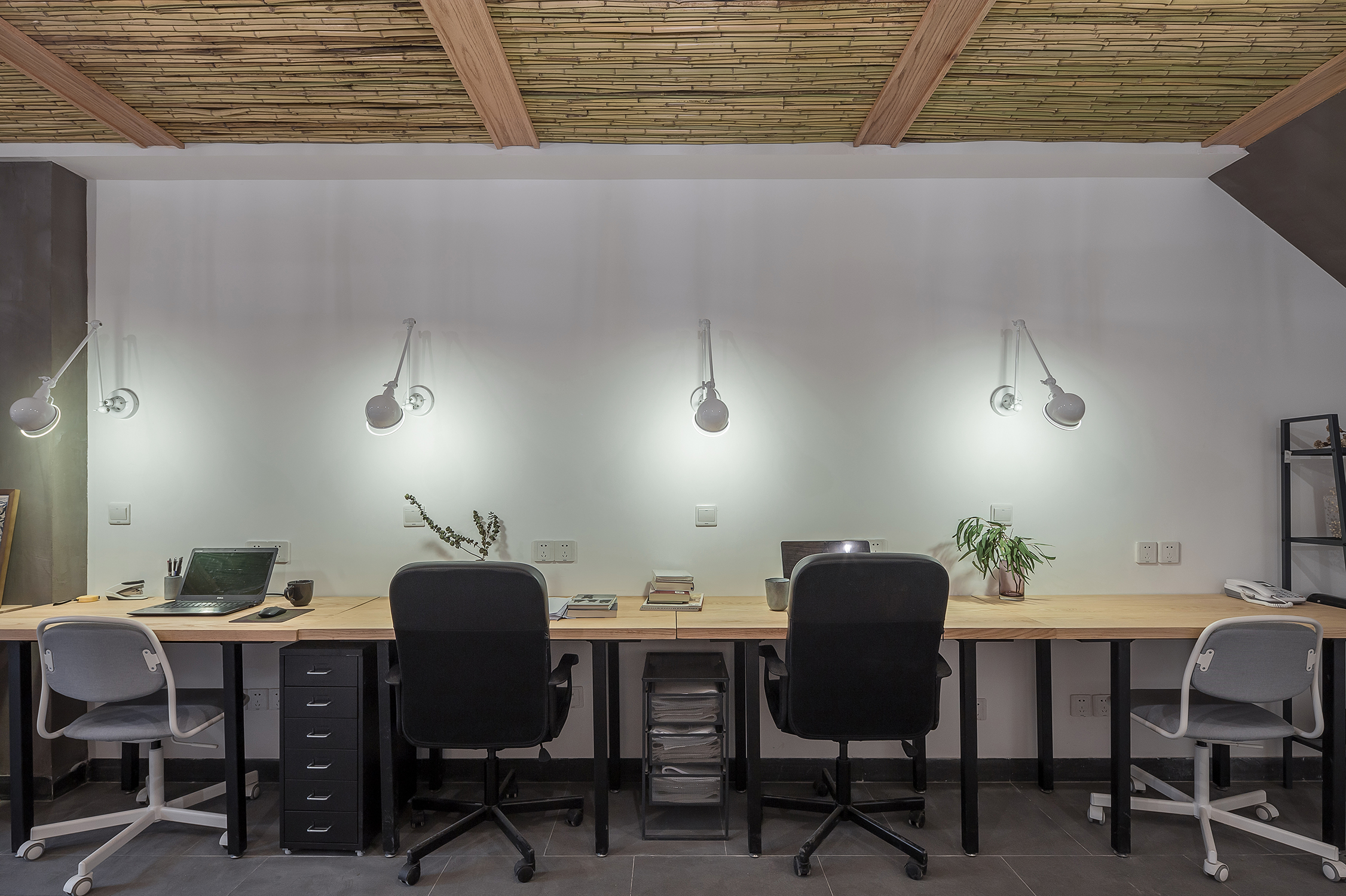 自然素色辦公室裝修設計-第3張圖片-上海古都建筑設計集團 自然素色辦公室裝修設計-第3張圖片-上海古都建筑設計集團