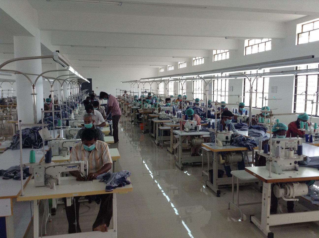 大型服裝生產(chǎn)車(chē)間裝修設(shè)計(jì)-第4張圖片-上海古都建筑設(shè)計(jì)集團(tuán) 大型服裝生產(chǎn)車(chē)間裝修設(shè)計(jì)-第4張圖片-上海古都建筑設(shè)計(jì)集團(tuán)