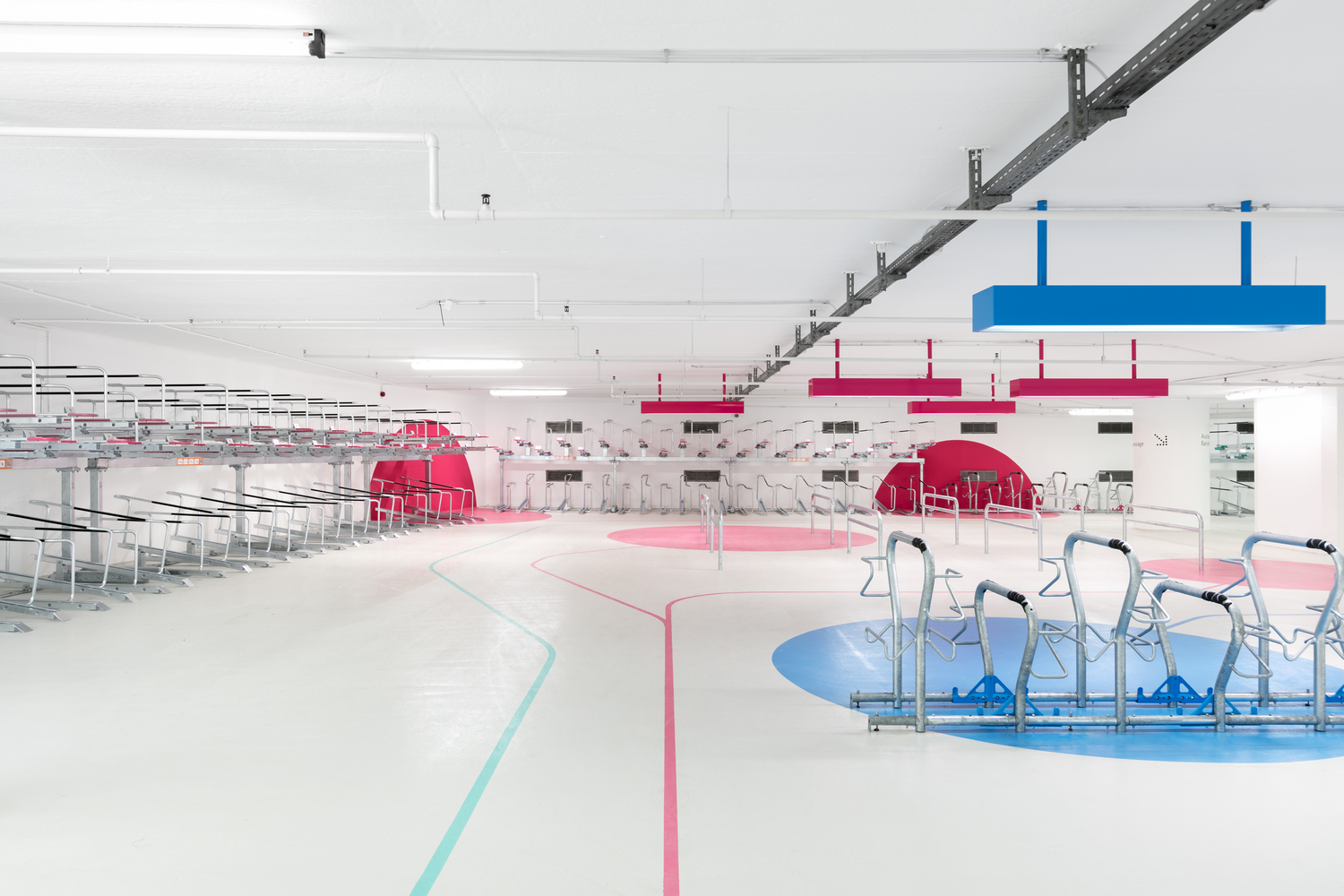 現(xiàn)代簡約自行車停車場裝修設(shè)計-第6張圖片-上海古都建筑設(shè)計集團 現(xiàn)代簡約自行車停車場裝修設(shè)計-第6張圖片-上海古都建筑設(shè)計集團