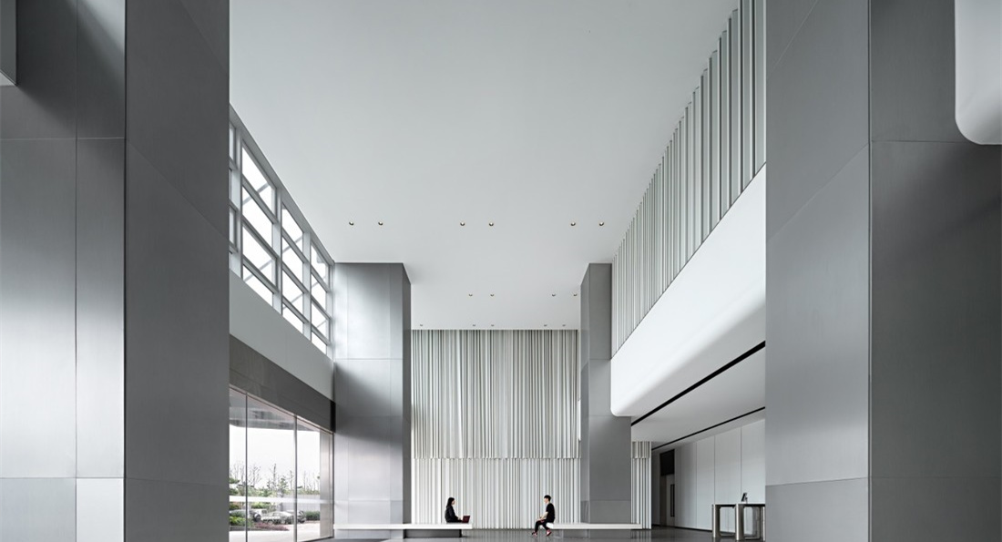 灰白簡約風(fēng)格辦公室裝修設(shè)計(jì)-第2張圖片-上海古都建筑設(shè)計(jì)集團(tuán) 灰白簡約風(fēng)格辦公室裝修設(shè)計(jì)-第2張圖片-上海古都建筑設(shè)計(jì)集團(tuán)